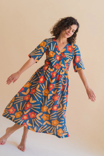 Lniana Sukienka kopertowa Marigold in Alice Blue